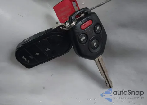 2017 Subaru Forester 2.5I Premium из США, поврежденный, VIN JF2SJAGC8HH477365